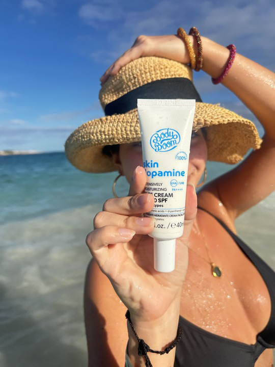 Skin Dopamine Intensely Moisturizing Face Cream with SPF 50