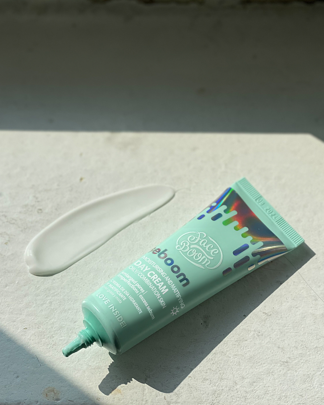 Moisturizing and Mattifying Day Cream - Oily/Combination Skin